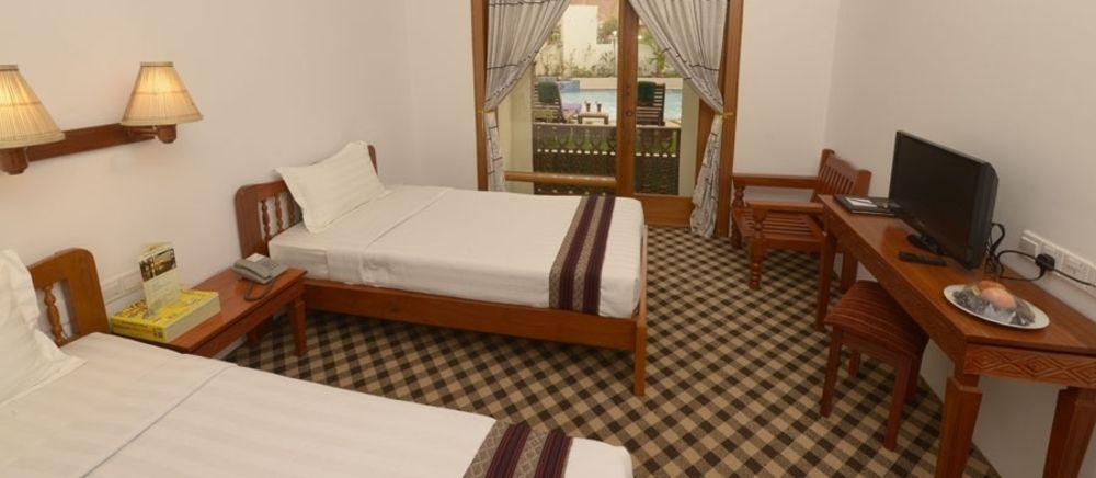 Raza Gyo Hotel Pagan Zewnętrze zdjęcie