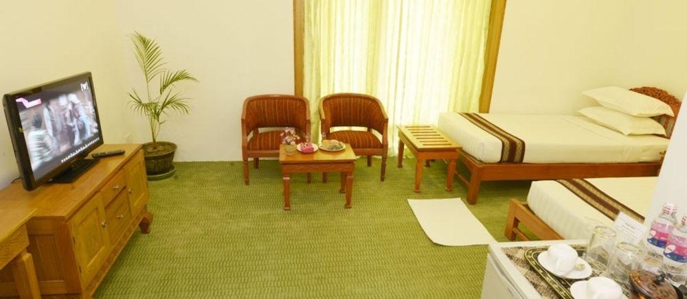 Raza Gyo Hotel Pagan Zewnętrze zdjęcie
