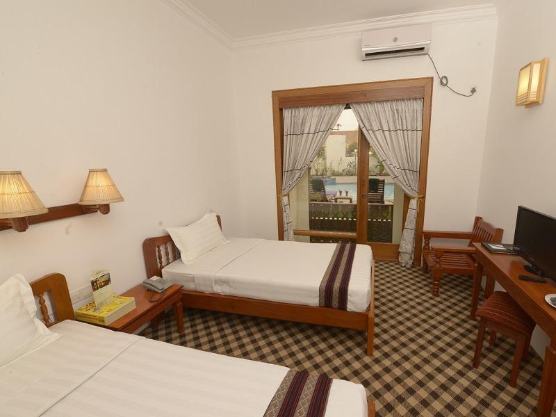 Raza Gyo Hotel Pagan Zewnętrze zdjęcie