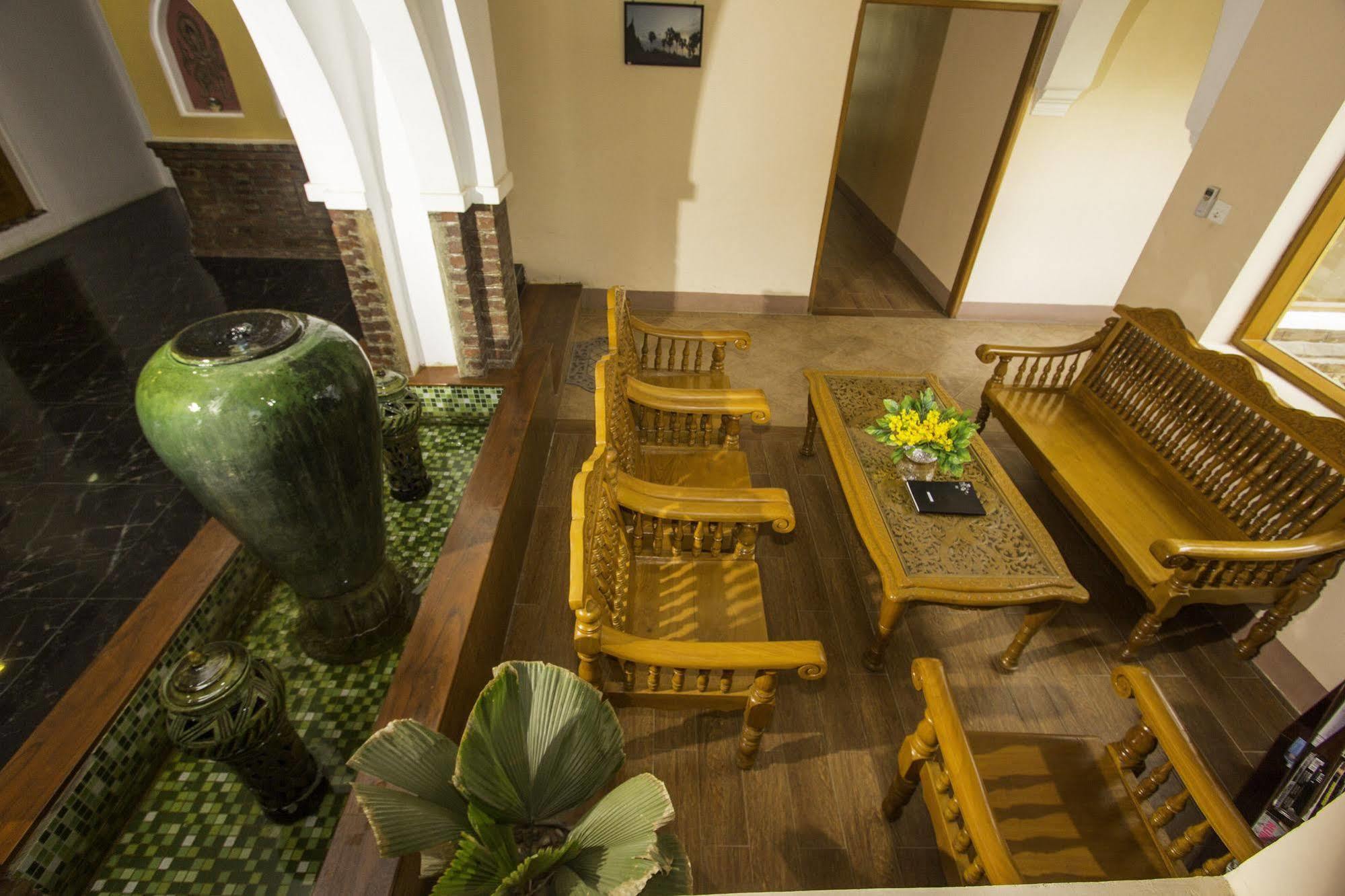 Raza Gyo Hotel Pagan Zewnętrze zdjęcie